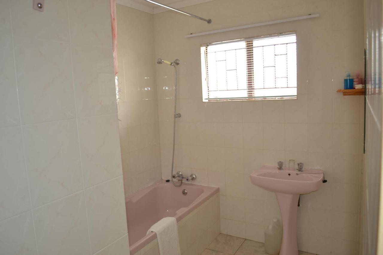 Kamogelo Guest House Pilanesberg Eksteriør bilde